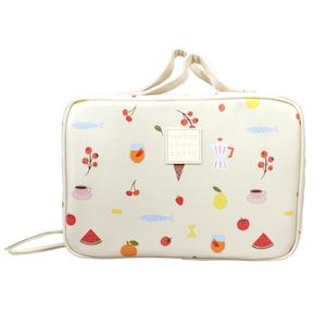 Tender Love + Carry La Dolce Vita - Hanging Washbag