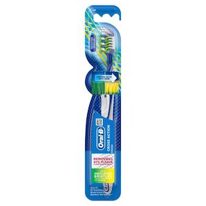 Toothbrushes: Oral B Man Toothbrush Cross Action Anti Bac 1ea