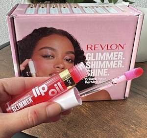 Revlon Super Lustrous Glimmer Lip Oil Glo Mama