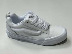 Shoes: 009QCW00 VANS KNU SKOOL WHT
