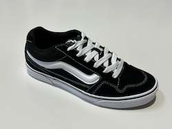 Shoes: 5JM2BA2.BKW VANS CALDRONE