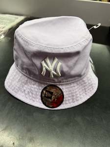 Bucket Hats: NEW ERA BUCKET HAT NY 13058264