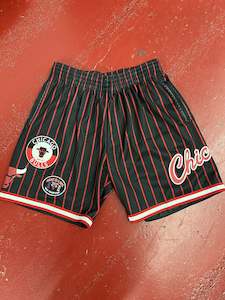 Nba Shorts: MNCG5013 HOMETOWN MESH SHORTS