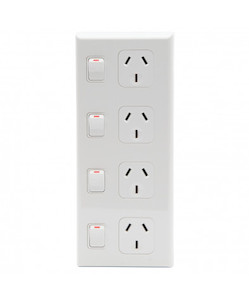 PDL641WH PDL 600 Switched Socket 4-gang Vertical 10A White