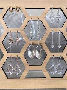 Display 06
