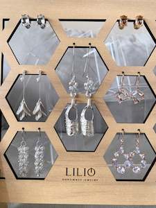 Display 05