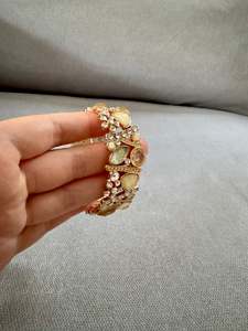 Rhea Necklaces: RHE563