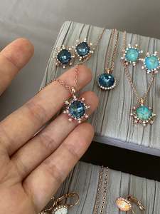 Swarovski: Swarovski Halo Stud Earrings - SWA152