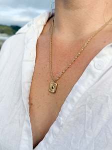 Gold Necklaces: Rising Necklace