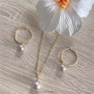 Sale: Gold Plated Shell Pearls Necklace & Hoop Earrings Set #46 (Light Grey)