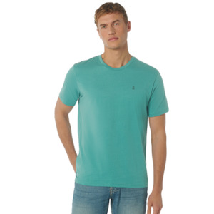 T-Shirts: T-Shirt Crewneck Basic