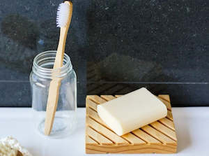 Wooden Soap Keeper Rimu or Pine/Small