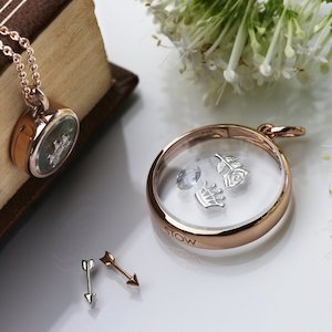 Rose Gold Lockets: Large Rose Gold Locket