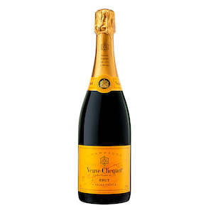 Champagne: Veuve Clicquot Brut 750ml