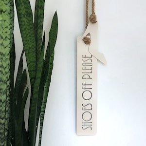Shoes off high heel wall decor, Vanilla