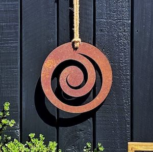 Christmas Gift Guide: Koru 30cm Diameter Corten