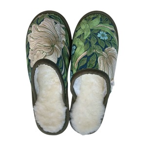 Morris Flower Large White Slippers