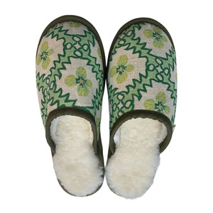 Green Spiro Large White Slippers