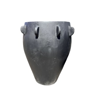 Original Home Decor: Winged Black Pot