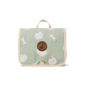 Crywolf: Crywolf | Toiletry Bag - Apple Grove