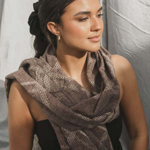 Accessories: Queen of the Foxes Scarf - Instinct Woven