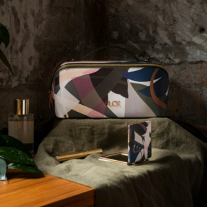 Accessories: FLOX | Ahi Train Case