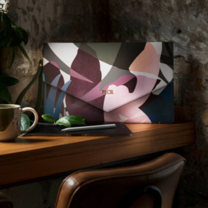 Flox: FLOX | Ahi Clutch