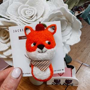Brooches Pins: Jackelope Treasures | Smart Fox Brooch