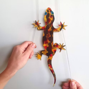 Kids Toys: Flap Toys | Climbing Geckos