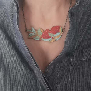 Rimu Pohutukawa Necklace