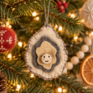 C H R I S T M A S: Xmas Oyster
