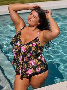 Capriosca Caribbean Chlorine Resistant 3 Tier Tankini Top (Black)