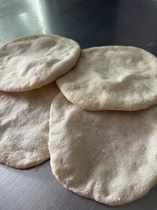 Products: Rēwena frozen pizza bases (pack of 3) – Little Bread Loaf
