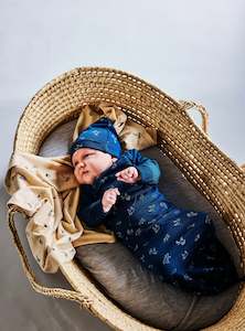 Boys: KNOTTED BEANIE & BOOTIE SET - Gibraltar Animal