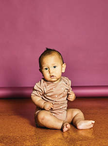 Ezra Shortsleeve Bodysuit, Biscotti Speckle