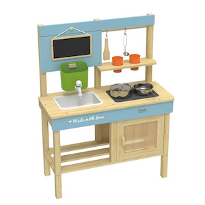 Holiday Fun: Classic World Outdoor Kitchen