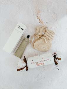 Gifts For Baby: Snuggly Bub Gift Cracker
