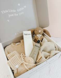 Snuggly Bub Baby Gift Box (Large)