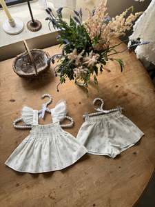 New: Butterfly Floral Set up