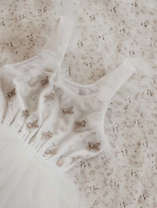 Christmas: Bencer & Hazelnut | Christmas The Party Dress, Snow