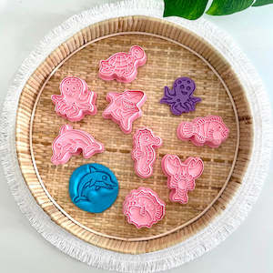 Arts Crafts: Wild Dough | Cutter and Stamp Set, Ocean Creatures