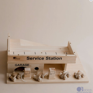 Vehicles: Q Toys | Solid Wooden Service Station