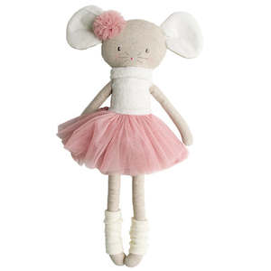 Romantic And Whimsical: Alimrose | Missie Mouse Ballerina