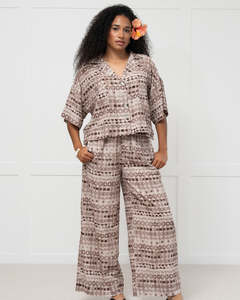 Womens: Womens Island Shirt & Pants Matching Set - Tribal Bracken