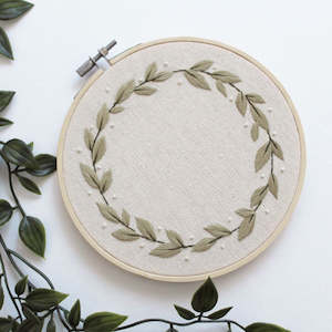 Baby Shower: Embroidery Hoop - Greenery