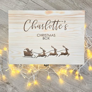 Keepsake Box: Christmas Box with Santa and Sleigh