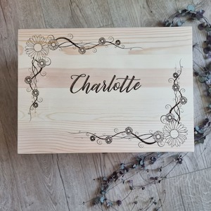 Wooden Boxes: Daisy Border Engraved Pine Box