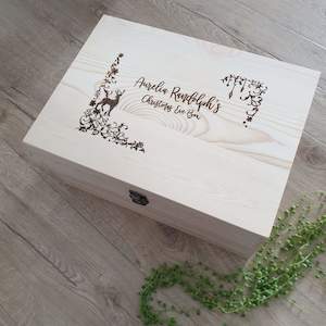 Wooden Boxes: Christmas Eve Box Festive