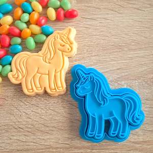 Fondant Stamps: Unicorn (full body) Cookie Cutter & Fondant Stamp