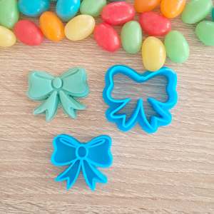 Birthday Fondant Stamps: Mini Bow Fondant Cutter & Stamp